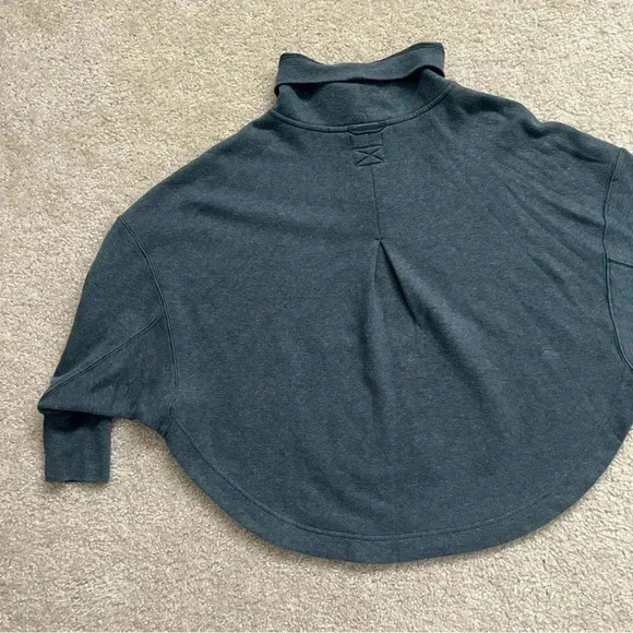 PrAna Cozy Up Poncho Kangaroo Pocket Heather Blue SZ Small Oversized W23190896 - Picture 5 of 16